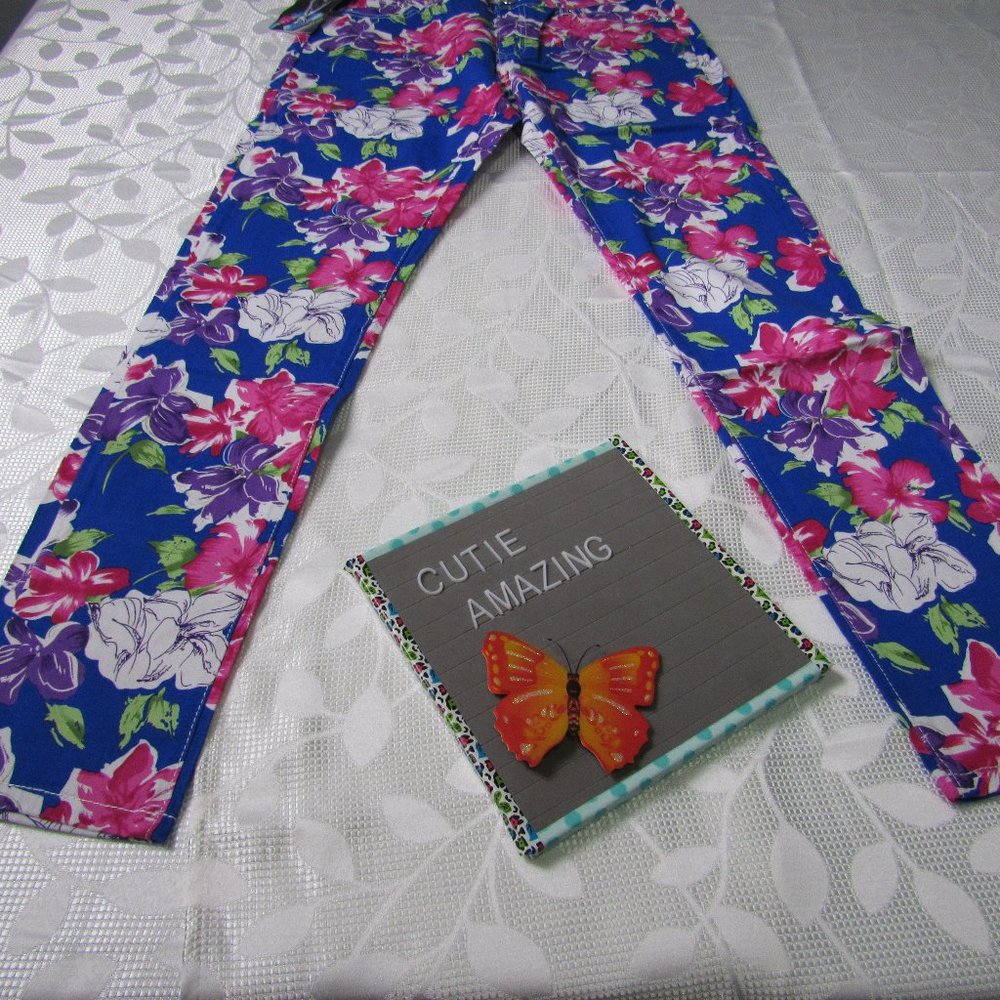 Floral Jeans - Picture 3 of 6